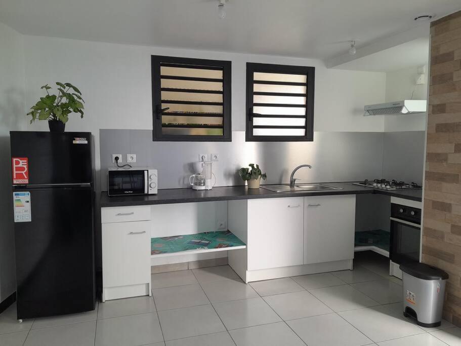 Maison De Vacances Leu Ti Coin Des O A La Chaloupe แซ็งต์-เลอ ภายนอก รูปภาพ